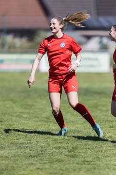 Bild 298 - F TSV Zarpen - Holstein Kiel II : Ergebnis: 2:6